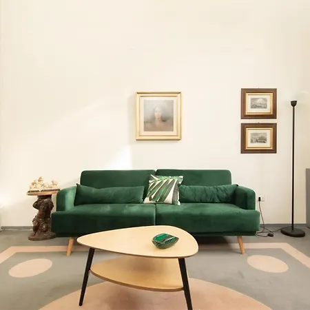 Apartment Indipendenza Palace Florenz
